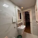 莫纳斯泰罗公寓 公寓 *