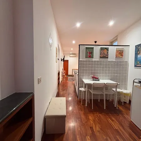 Monastero Flat Appartement Naples
