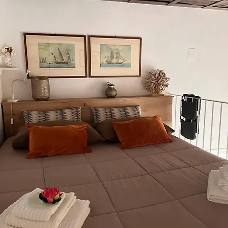 Monastero Flat Apartment Neapel